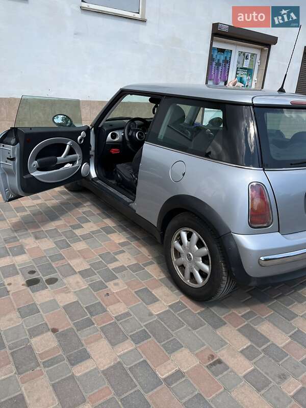 Хетчбек MINI Clubman 2004 в Одесі фото 4 Хетчбек MINI Clubman 2004 в Одесі