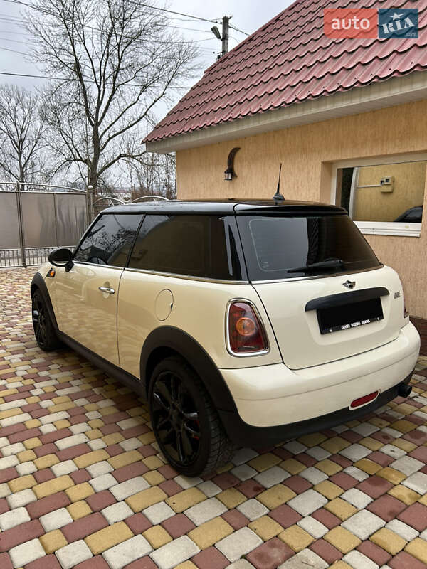 Универсал MINI Clubman 2010 в Иршаве