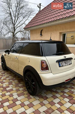 Универсал MINI Clubman 2010 в 