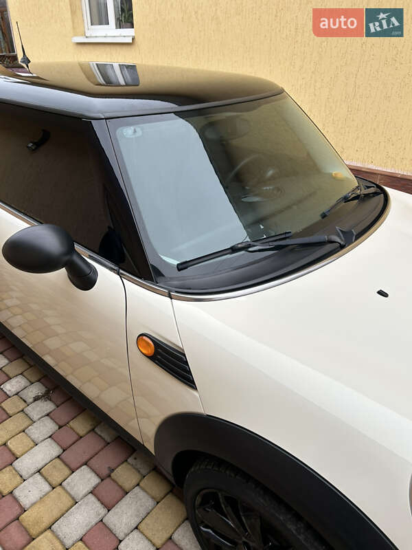 Универсал MINI Clubman 2010 в Иршаве