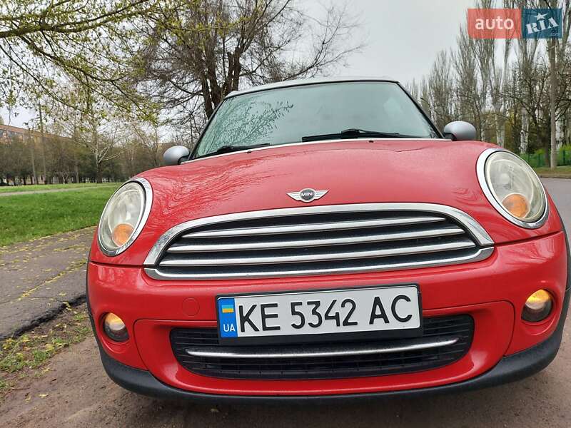 Универсал MINI Clubman 2010 в 