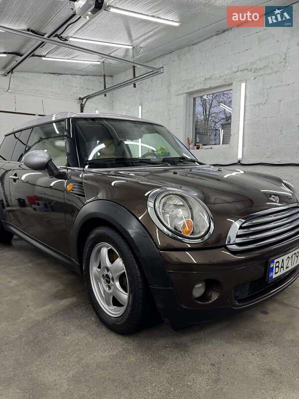 MINI Clubman 2010