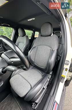 Универсал MINI Clubman 2016 в 
