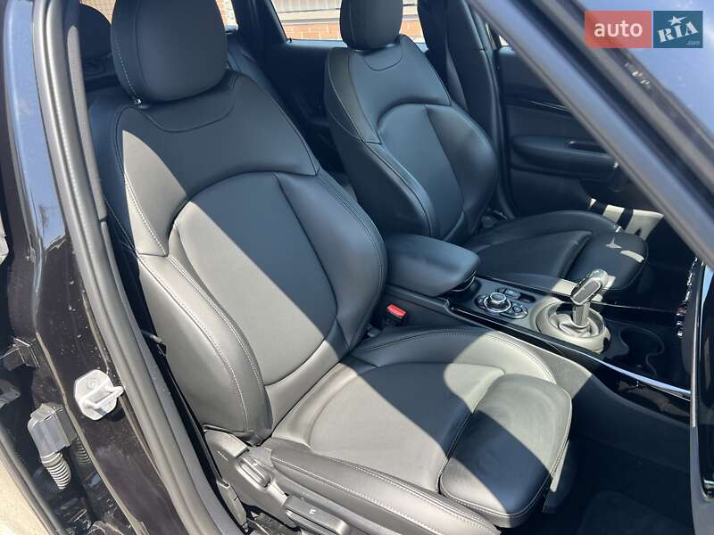 Хэтчбек MINI Clubman 2021 в Киеве