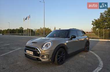 Универсал MINI Clubman 2017 в 