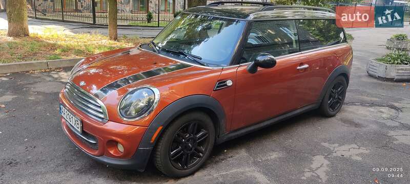 MINI Clubman 2012