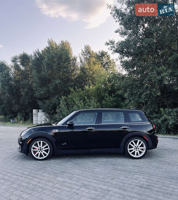 Универсал MINI Clubman 2018 в Киеве