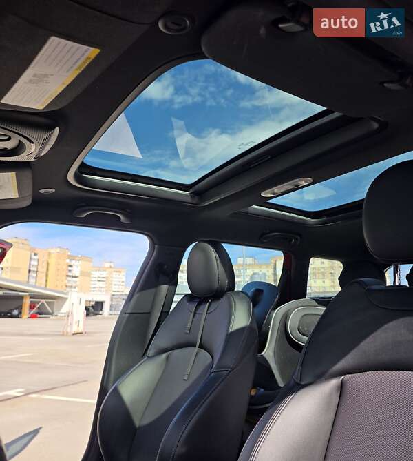 Универсал MINI Clubman 2016 в Киеве