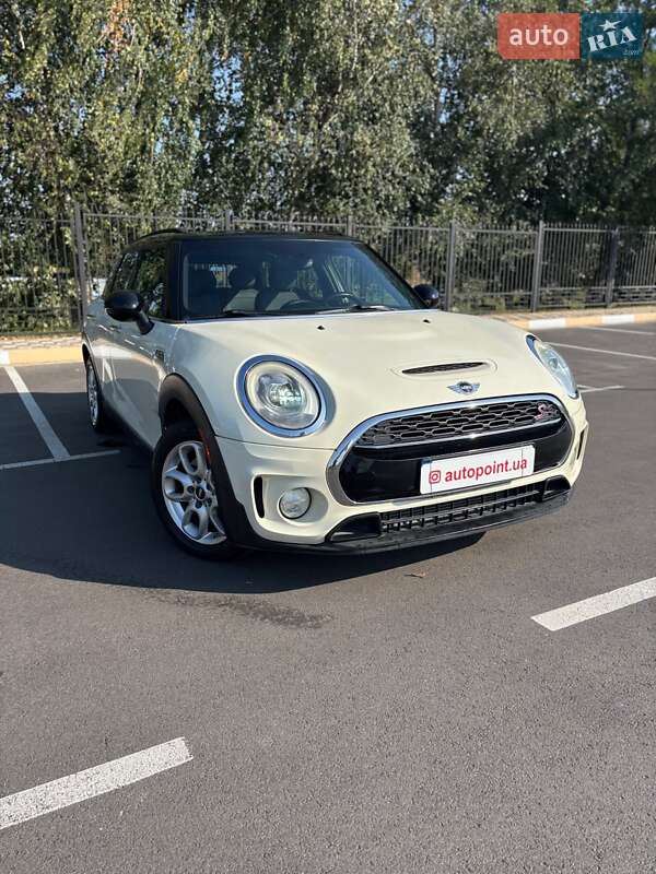 Универсал MINI Clubman 2016 в 