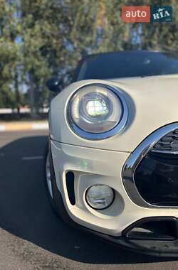 Универсал MINI Clubman 2016 в 