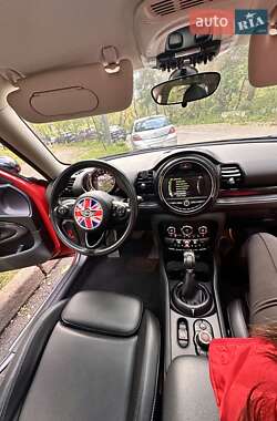 Універсал MINI Clubman 2016 в  фото 14 Універсал MINI Clubman 2016 в