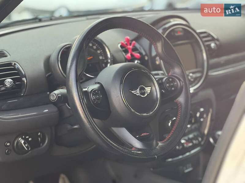 Универсал MINI Clubman 2016 в Одессе фото 16 Универсал MINI Clubman 2016 в Одессе