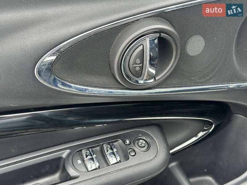 Универсал MINI Clubman 2016 в Киеве