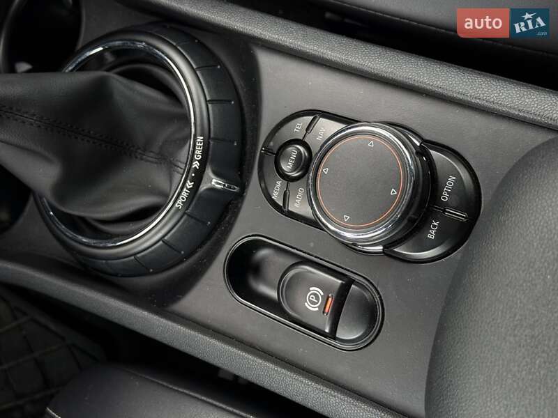 Универсал MINI Clubman 2016 в Сумах