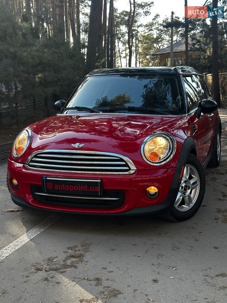MINI Clubman 2012