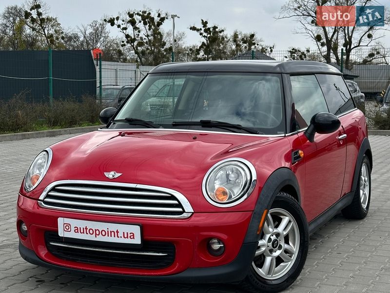 MINI Clubman 2012