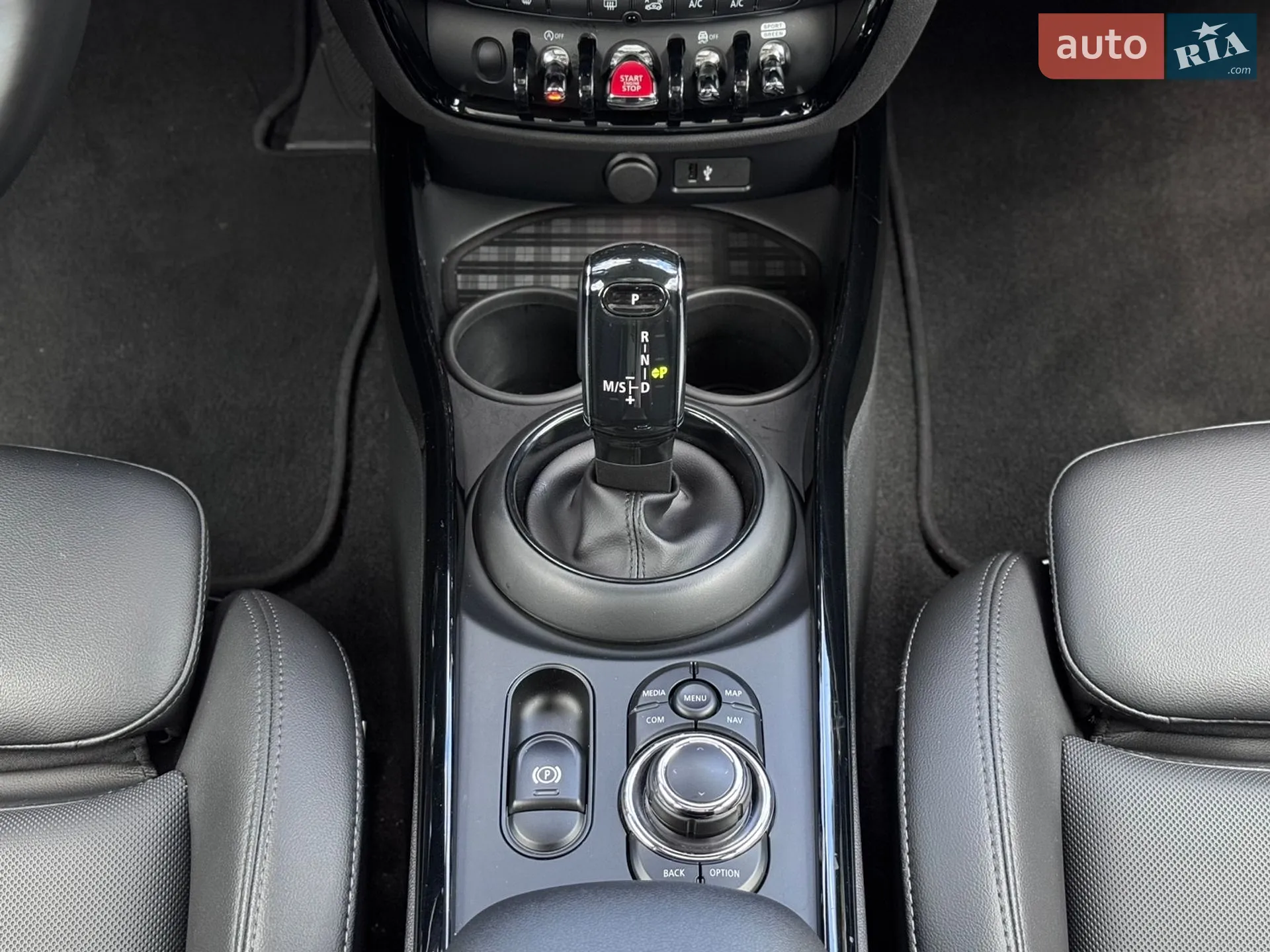 2021 MINI Clubman - мініатюра 32