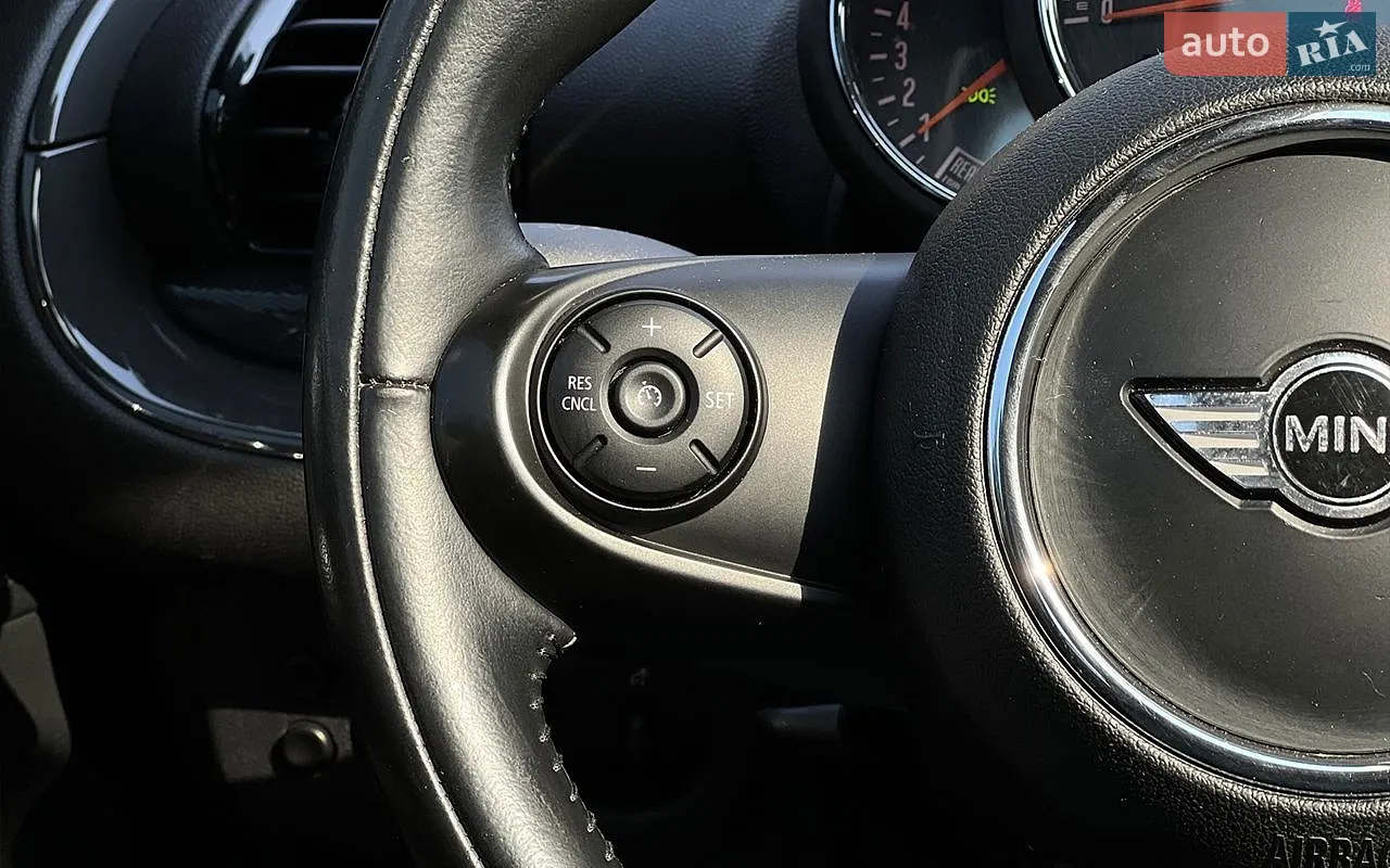2017 MINI Clubman - мініатюра 11