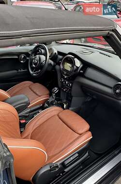 Кабриолет MINI Convertible 2017 в 