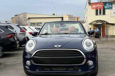 Кабриолет MINI Convertible 2017 в 