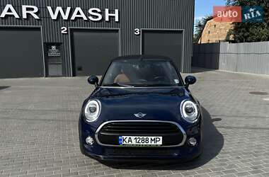 Кабриолет MINI Convertible 2017 в 