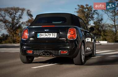Кабриолет MINI Convertible 2016 в 
