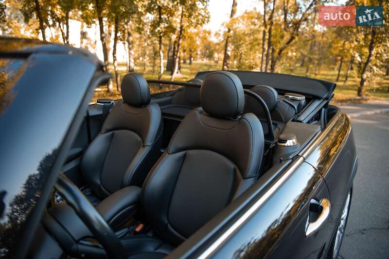 Кабриолет MINI Convertible 2016 в Одессе