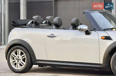 Кабриолет MINI Convertible 2010 в Киеве