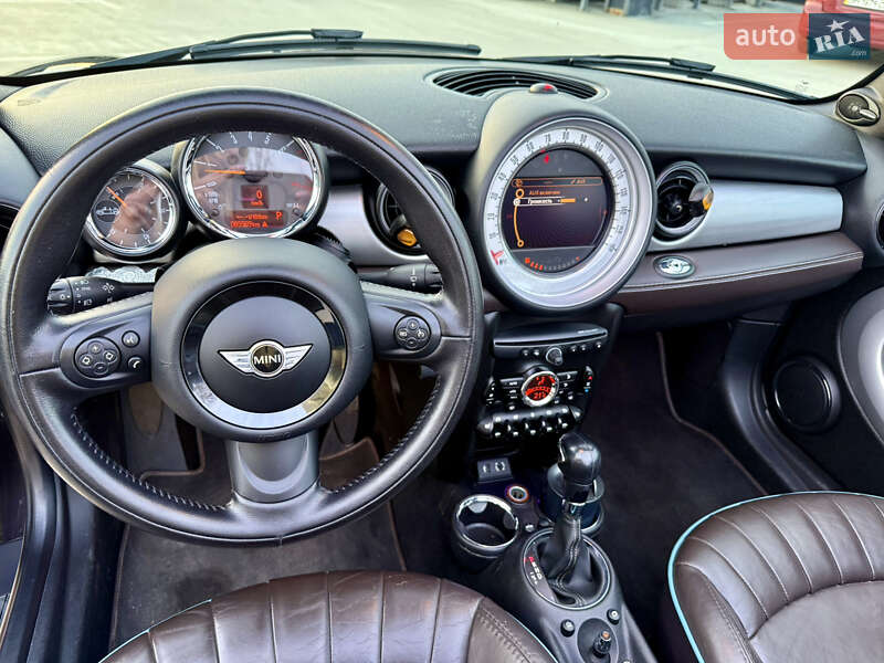 Кабриолет MINI Convertible 2015 в Киеве