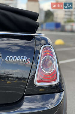 Кабриолет MINI Convertible 2011 в Киеве