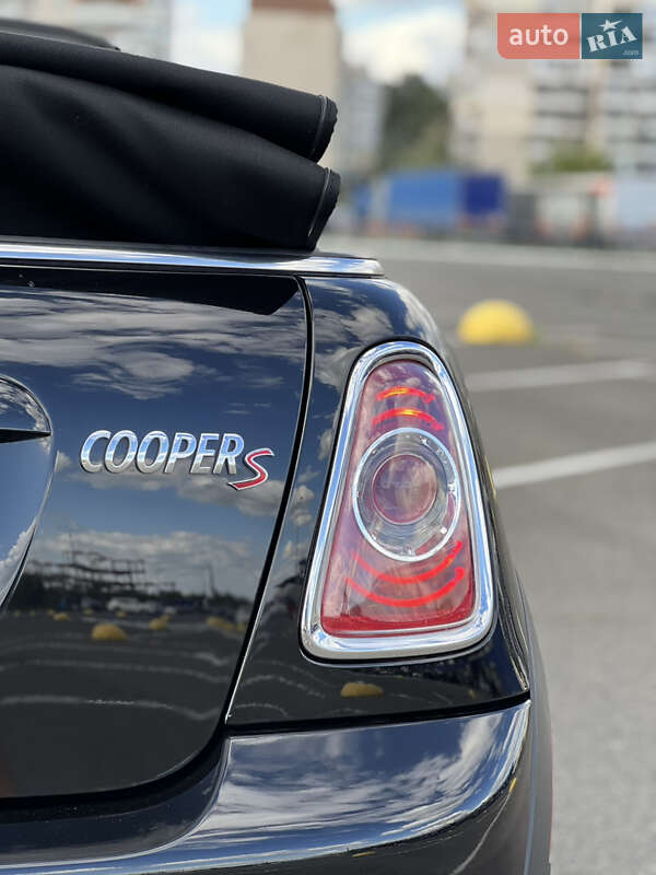 Кабриолет MINI Convertible 2011 в Киеве фото 13 Кабриолет MINI Convertible 2011 в Киеве
