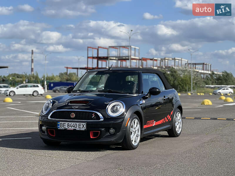 Кабриолет MINI Convertible 2011 в Киеве фото 14 Кабриолет MINI Convertible 2011 в Киеве