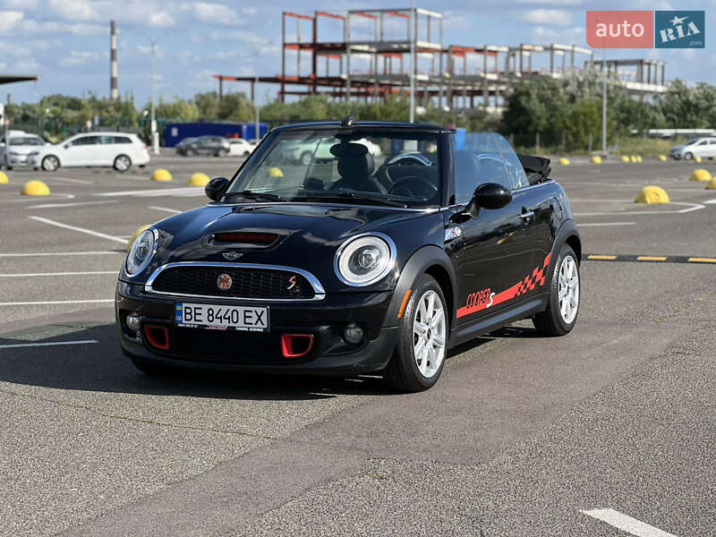 Кабриолет MINI Convertible 2011 в Киеве фото 26 Кабриолет MINI Convertible 2011 в Киеве