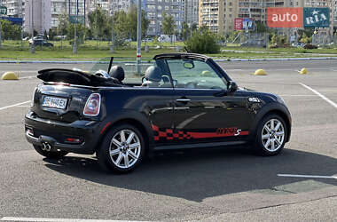 Кабриолет MINI Convertible 2011 в Киеве