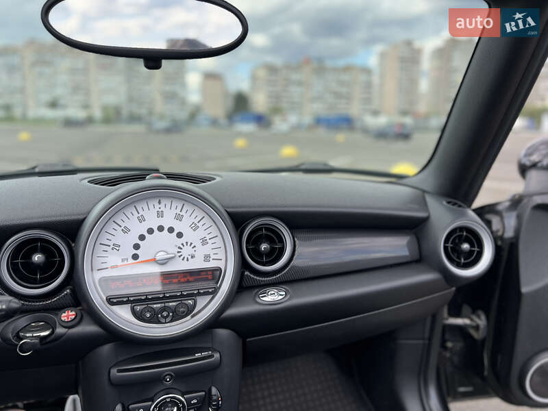 Кабриолет MINI Convertible 2011 в Киеве фото 49 Кабриолет MINI Convertible 2011 в Киеве