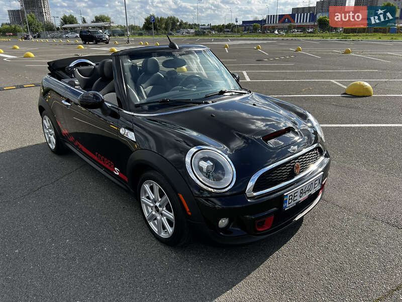 Кабриолет MINI Convertible 2011 в Киеве фото 51 Кабриолет MINI Convertible 2011 в Киеве