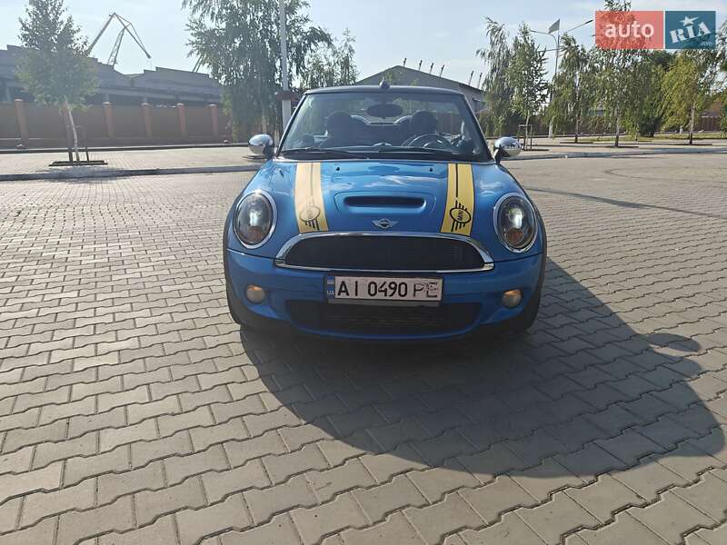 Кабриолет MINI Convertible 2010 в Измаиле