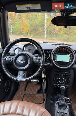Кабриолет MINI Convertible 2015 в 