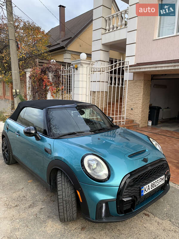 Кабріолет MINI Convertible 2017 в Києві фото 3 Кабріолет MINI Convertible 2017 в Києві