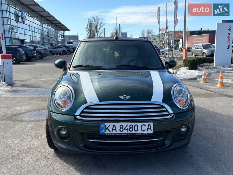 Кабриолет MINI Convertible 2011 в Киеве