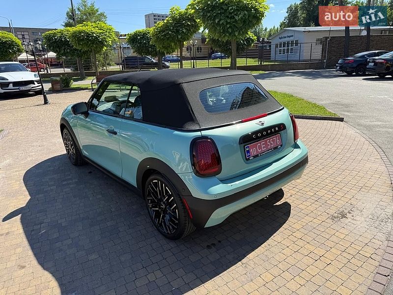 Кабріолет MINI Convertible 2024 в Києві фото 15 Кабріолет MINI Convertible 2024 в Києві