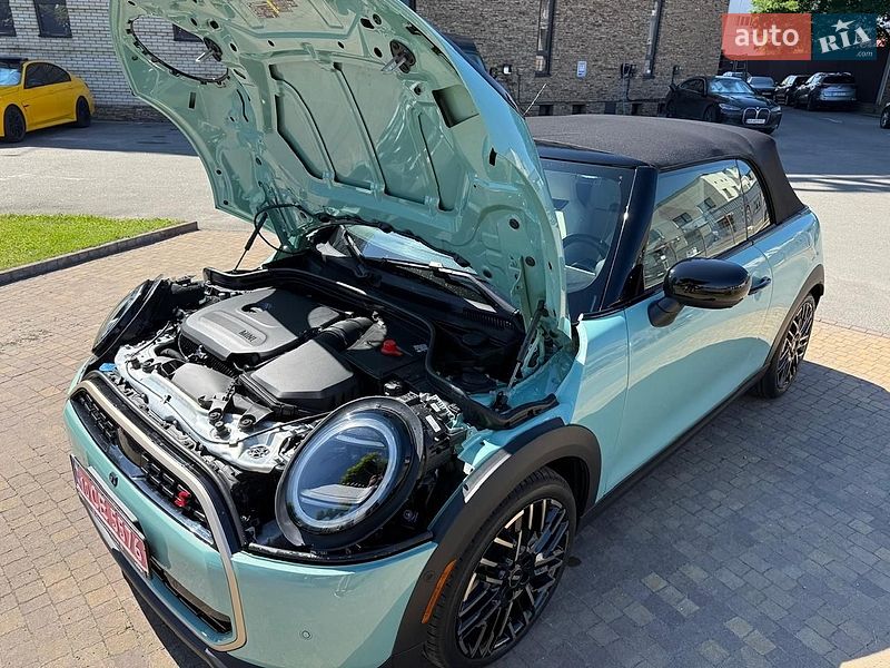 Кабріолет MINI Convertible 2024 в Києві фото 19 Кабріолет MINI Convertible 2024 в Києві