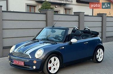 Кабриолет MINI Convertible 2005 в Калуше