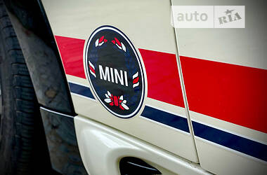 Кабриолет MINI Cooper 2010 в Полтаве
