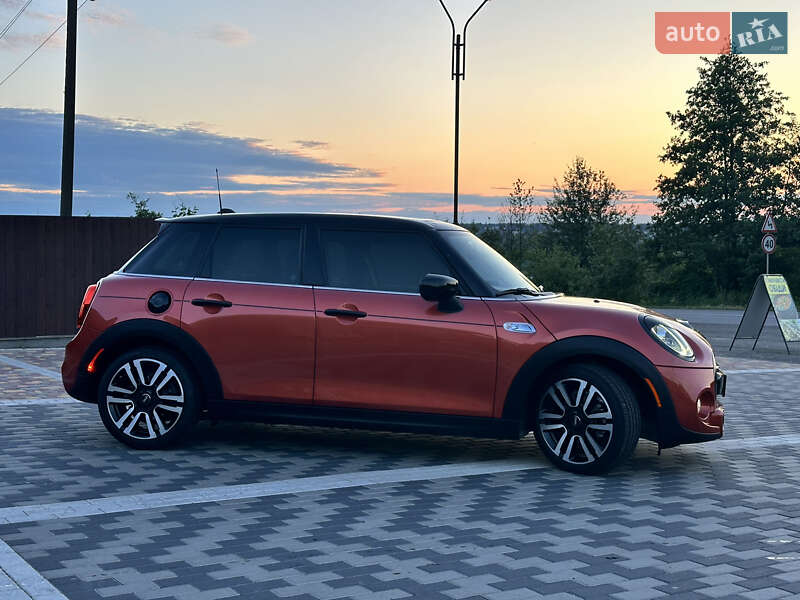 Хетчбек MINI Cooper 2020 в Києві фото 5 Хетчбек MINI Cooper 2020 в Києві