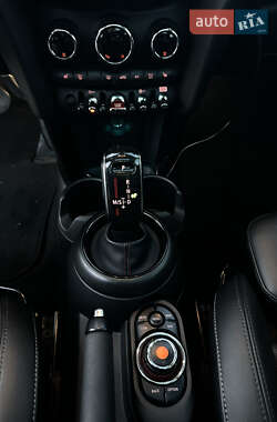 Хэтчбек MINI Cooper 2020 в 