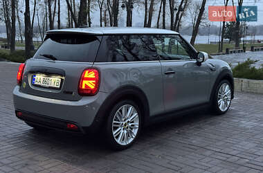 Хэтчбек MINI Cooper 2021 в 