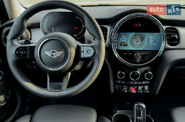 Хэтчбек MINI Cooper 2023 в 