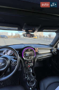 Хэтчбек MINI Cooper 2014 в Киеве