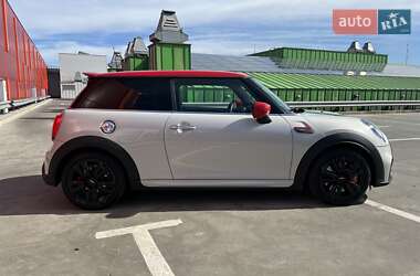 Хэтчбек MINI Cooper 2022 в 